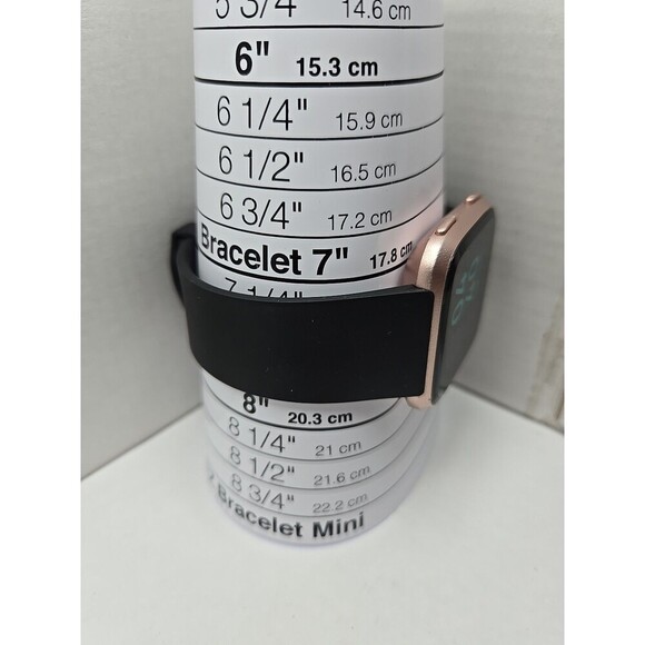 Fitbit Versa FB504 Smartwatch Fitness Heart Rate Bluetooth Activity W/ Charger - Picture 8 of 12